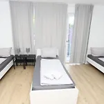 Bege Comfystay Apartamento *